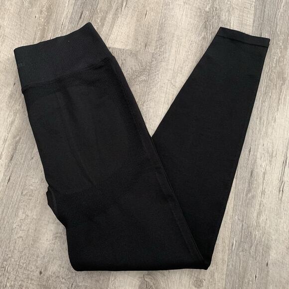 PINK Victoria’s Secret Ultimate Leggings Womens Sz Medium Black Stretch 170/72A - Picture 6 of 7